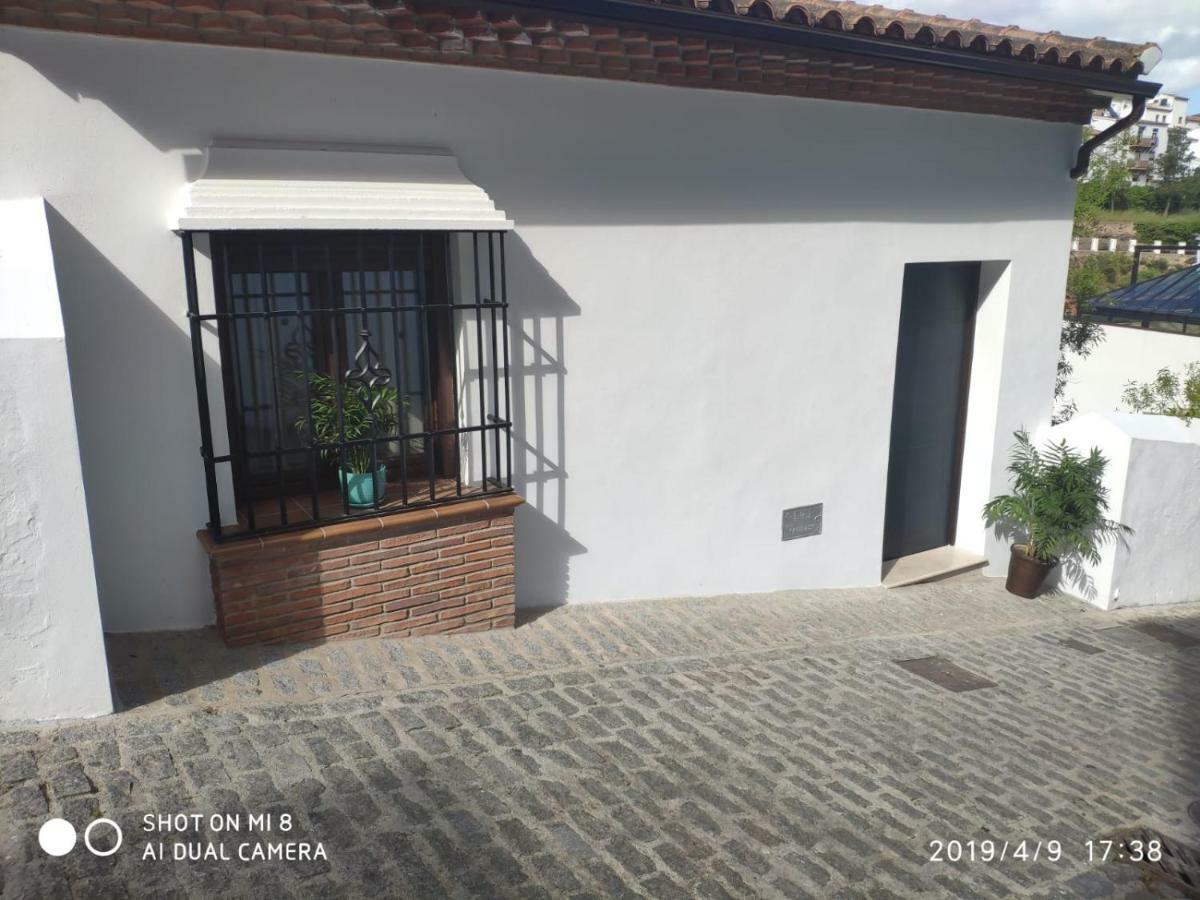 Apartamentos Cantareria, Azahar Setenil De Las Bodegas Εξωτερικό φωτογραφία